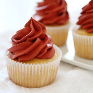 Small Batch Vanilla Extract | Styled