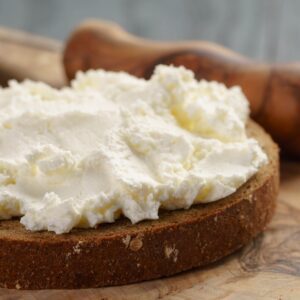 GCHC CHEESE CREAM WHPD TUB 12Z | Styled