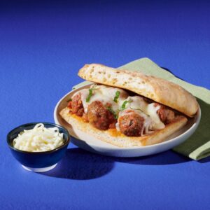 Mozzarella Cheese, Feather-Shredded | Styled