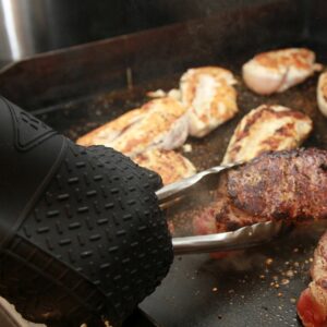 Ritz Silicone Oven Mitt | Styled